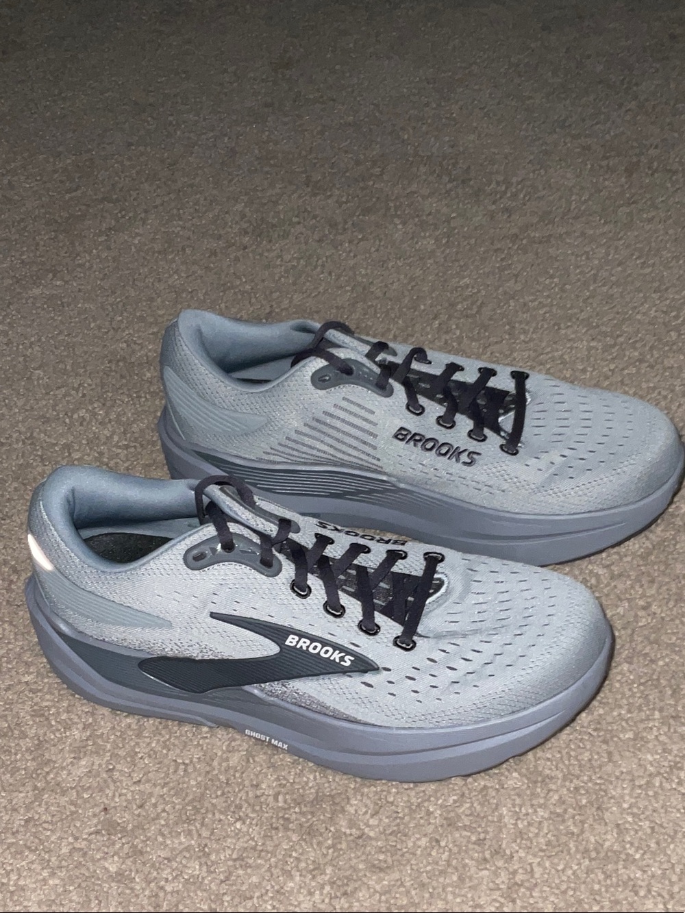 Men’s Brooks Ghost Max 3 size 10.5 wide